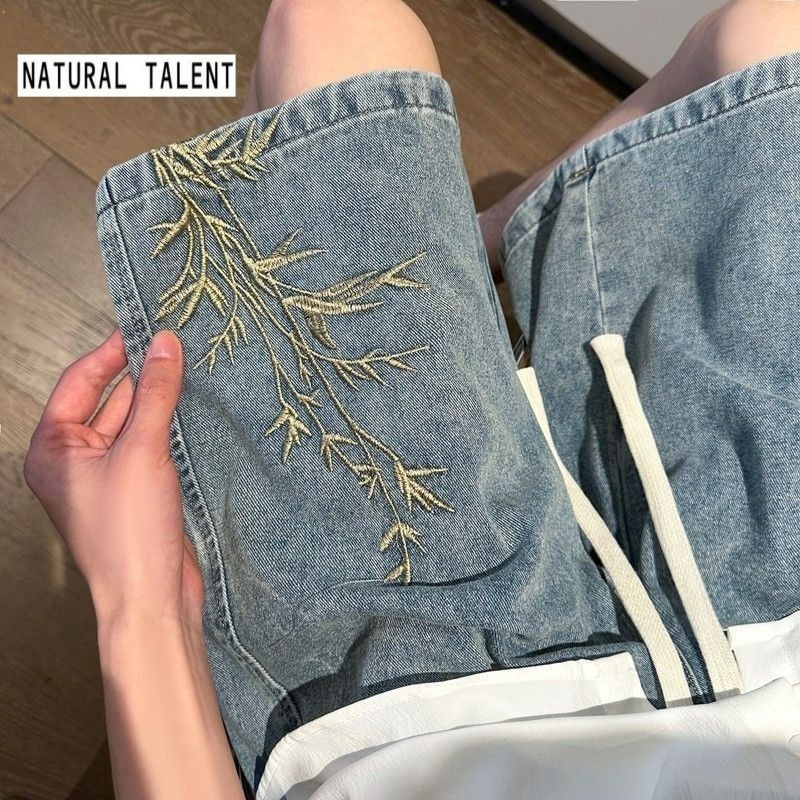 Shorts en jean brodés style ch - Levis Jeans 501 avis et prix